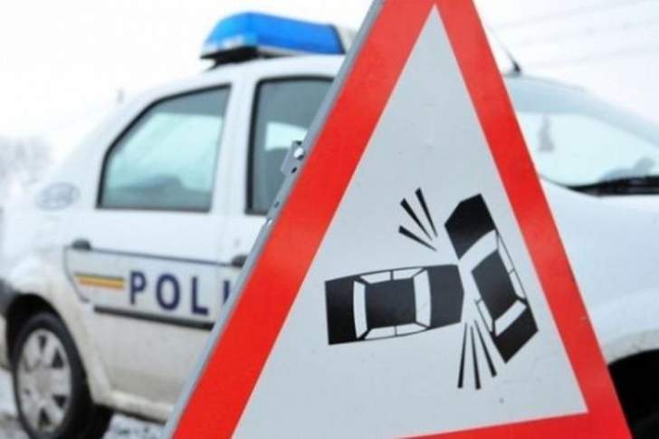 Val de accidente rutiere, joi dimineață, pe drumurile naționale din Prahova