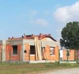 La Mănăstirea Turnu, de lângă Ploiești, s-au reluat lucrările la căsuțele destinate copiilor orfani