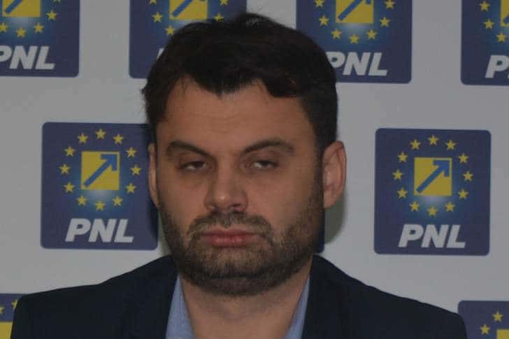 Primarul Dobre doarme? De ce nu închide Primăria Ploiești, după modelul CJ Ilfov?