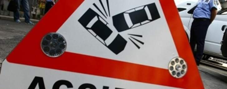 Trafic restricționat, pe DN1B, la Loloiasca, din cauza unui accident