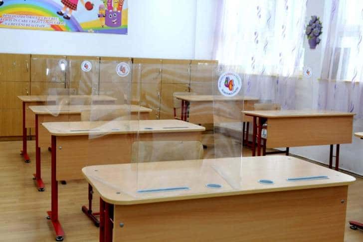 Comitetul Județean pentru Situații de Urgență Prahova, obligat să aprobe scenariile pentru începerea școlilor până pe 10 septembrie!