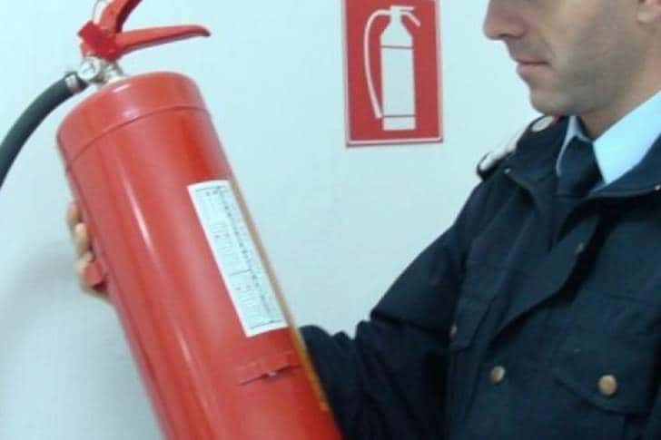 În Prahova, 41 de clădiri ale unităților de învățământ nu dețin autorizaţie de securitate la incendiu