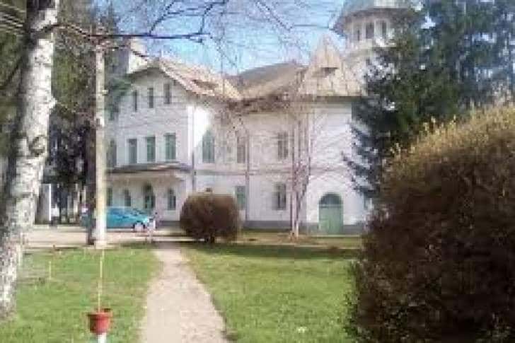 19 paturi din Spitalul de Pneumoftiziologie Drajna, alocate bolnavilor Covid 19