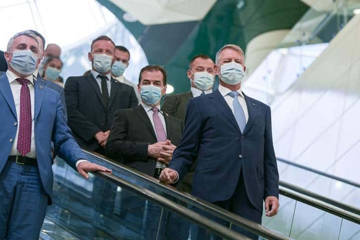 După metrou, Klaus Iohannis se plimbă azi și cu trenul