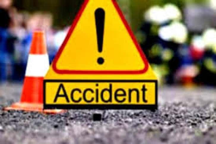 Coliziune frontală între două autoturisme, la Posada, soldată cu doi răniți