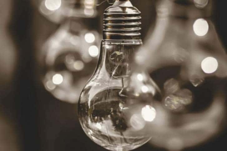 Tot mai multe localități din Prahova rămân fără curent electric!