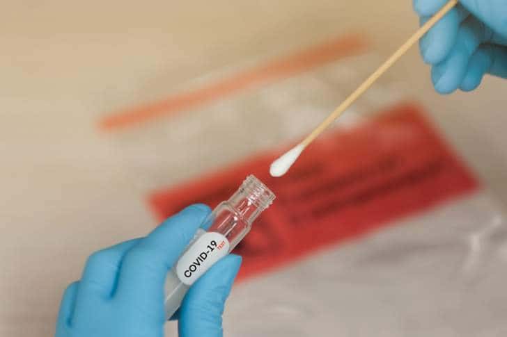 Rata de infectare cu coronavirus a scăzut în Prahova la mai puțin de un caz la mia de locuitori