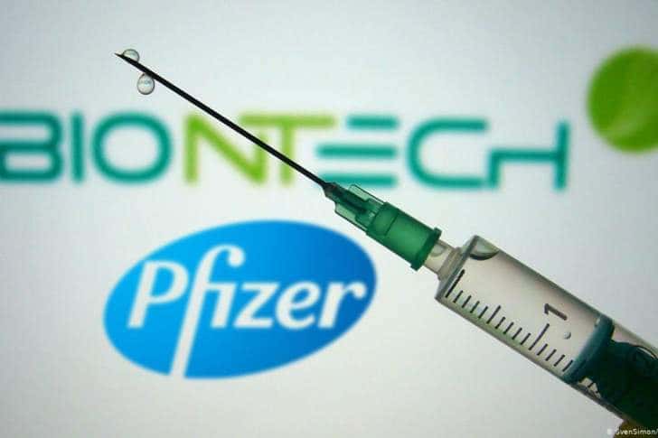 Aproape 67.000 de români vor fi reprogramați pentru primul vaccin, din cauza lipsei dozelor necesare