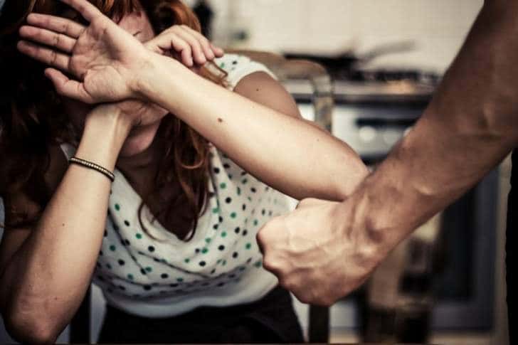 Victimele violenței în familie, sprijinite de Judecătoria Ploiești, în cadrul unui proiect social derulat de DGASPC Prahova