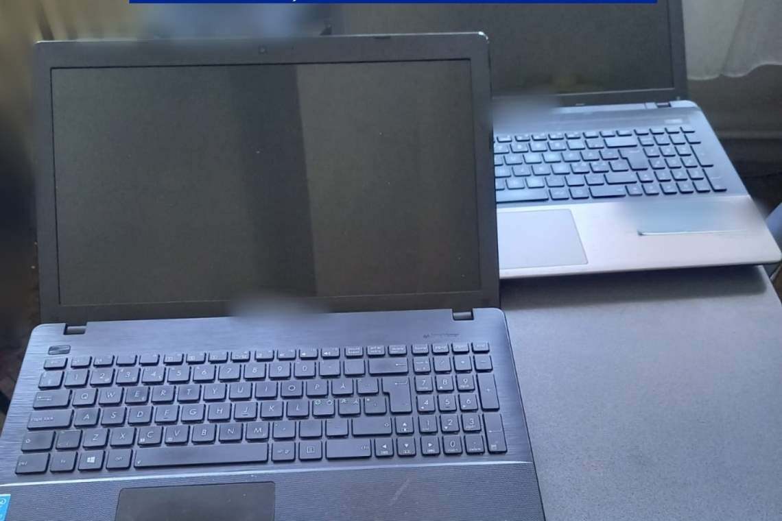 Laptopuri recuperate de la un hoț din autoturisme care acționa în Ploiești