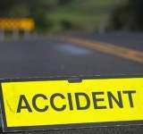 Două persoane au rămas blocate într-un autoturism, după un accident rutier produs la Râfov