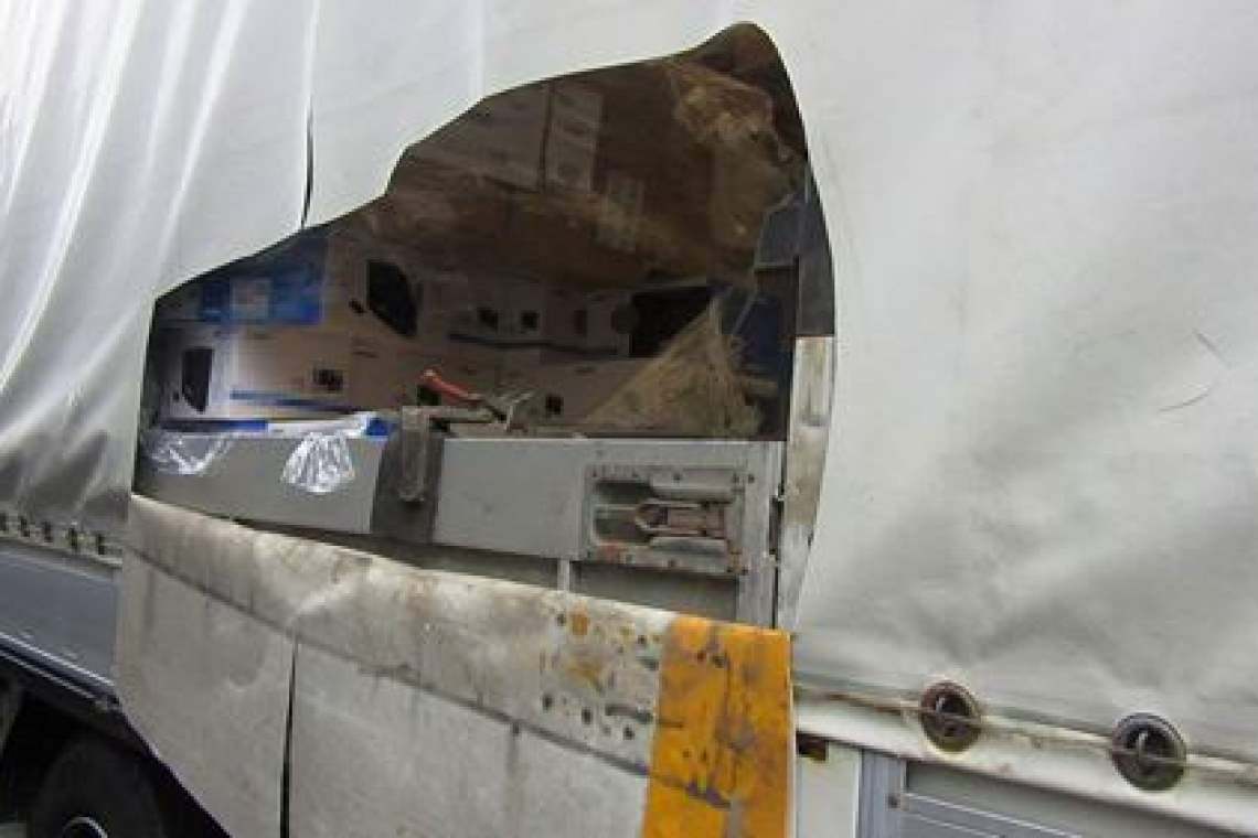 Percheziții în Prahova, la hoți care furau din TIR-uri, pe autostrăzile din Franța