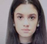 O copilă de 14 ani din Ploiești a fost dată dispărută 