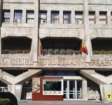 Președintele Consiliului Județean Prahova, Iulian Dumitrescu, și-a deschis gogoșerie!