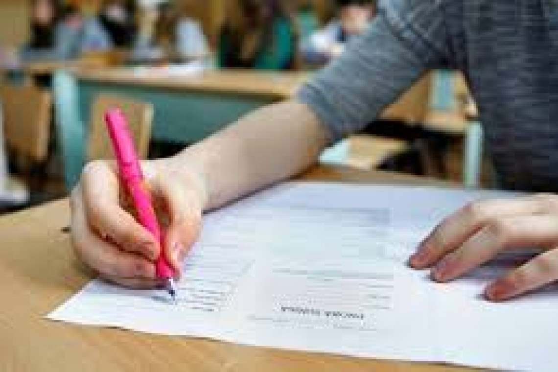 Elevii din 78 de licee nu au susținut simularea la prima probă de Bac din cauza coronavirusului