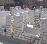 Cinci familii din Breaza au în continuare nevoie de sprijinul nostru, pentru a-și reconstrui din temelii casa mistuită de flăcări