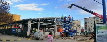 Vechea structură a magazinului Lidl Mihai Bravu, demolată bucată cu bucată