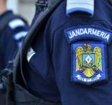 Jandarmii, cu ochii pe manifestanții anti-restricții. Deocamdată, pentru protestul de azi-noapte din Ploiești nu au fost aplicate sancțiuni