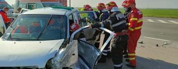 Doi soți au ajuns la spital după un accident produs pe DN1