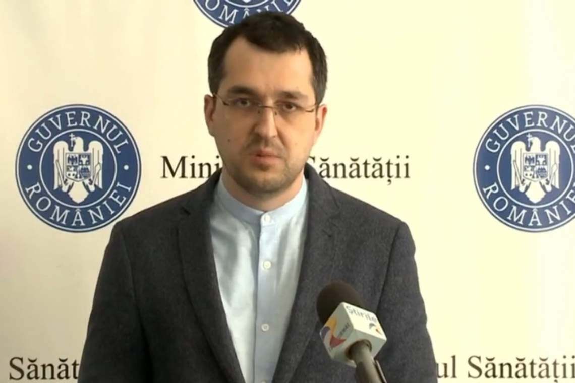 Prim-ministrul Cîțu l-a revocat din funcție pe Vlad Voiculescu și a demis-o pe Andreea Moldovan