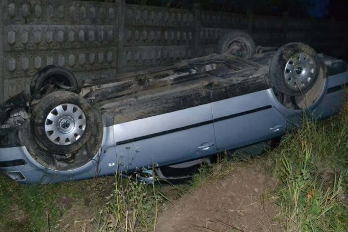 Un autoturism s-a răsturnat într-un șanț la Păulești