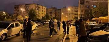 Sute de voluntari au făcut curat în mai multe zone din Ploiești. Mesajul primarului Volosevici