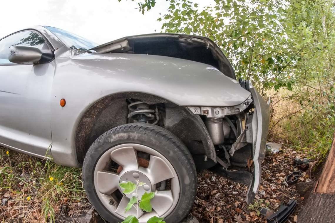 Tragedie în ziua de Paște! Un tânăr de 19 ani a decedat și alți trei au fost răniți grav, într-un accident produs la Teișani