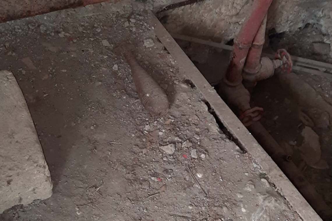 Panică la Mizil! Sute de elevi, evacuați din școală, din cauza unor muniții descoperite într-o anexă 