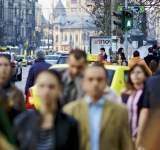 Masca nu va mai fi obligatorie în spațiu liber, din 15 mai. Ce alte restricții se ridică din weekend