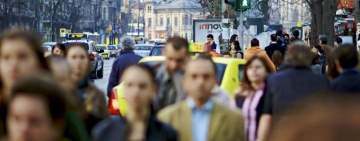 Masca nu va mai fi obligatorie în spațiu liber, din 15 mai. Ce alte restricții se ridică din weekend