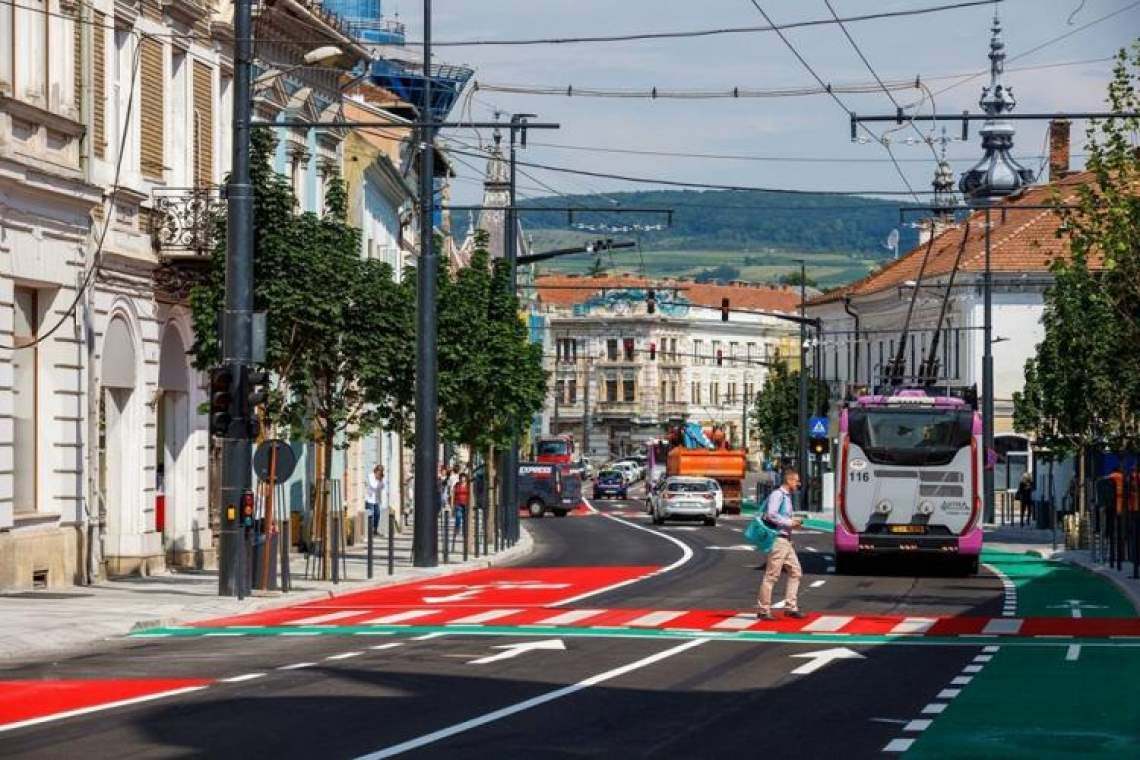 Cluj-Napoca, cu zeci de ani înaintea Ploieștiului, la infrastructura rutieră și transportul public