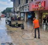 Minune! Se repară pavajul din zona Galeriilor Comerciale din centrul Ploieștiului!