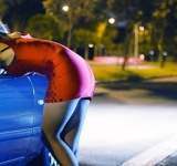 O grupare de proxeneți a produs milioane de euro din exploatarea sexuală a româncelor în străinătate