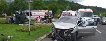 Toți răniții din accidentul de la Cornu au ajuns la spital. Imagini de la fața locului