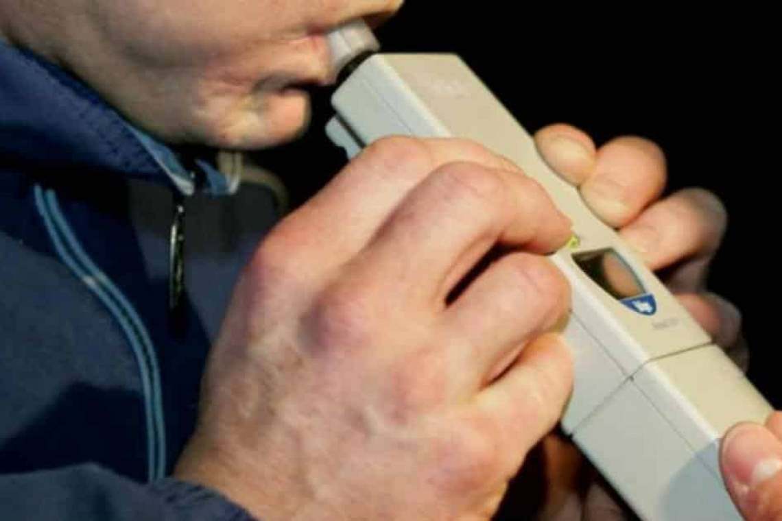 Alcoolemie record! Un bărbat din Plopeni avea 2,21 mg/l alcool pur în aerul expirat!