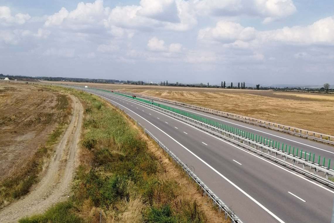 Înghesuială la licitația pentru deszăpezirea autostrăzii București-Ploiești. Contractul gras a atras o mulțime de firme