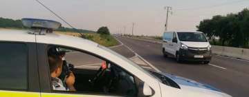 Acțiune a polițiștilor prahoveni pe drumuri din mai multe comune. Vizați - vitezomanii și bicicliștii