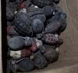 10 grenade ofensive din al Doilea Război Mondial, găsite în subsolul unei clădiri din Sinaia