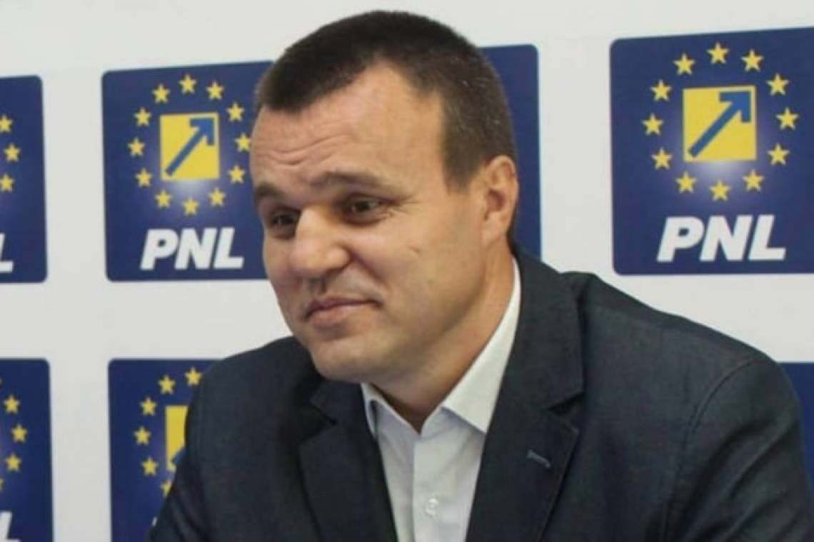 Președintele PNL Teleorman, cercetat de procurorii DNA pentru trafic de influență