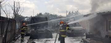 Incendiul din Fîntînele a fost stins de pompieri, după mai bine de două ore de luptă cu flăcările!