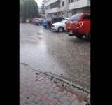 Video/ După inundații devastatoare, orașul Slănic a fost lovit și de grindină!