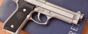 Ploieștean, sancționat pentru că nu a declarat că și-a pierdut arma deținută legal!