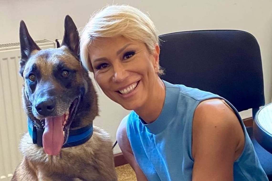 Fotografia Ralucăi Turcan cu un cățel, postată pe Facebook, a stârnit o avalanșă de comentarii răutăcioase din partea internauților