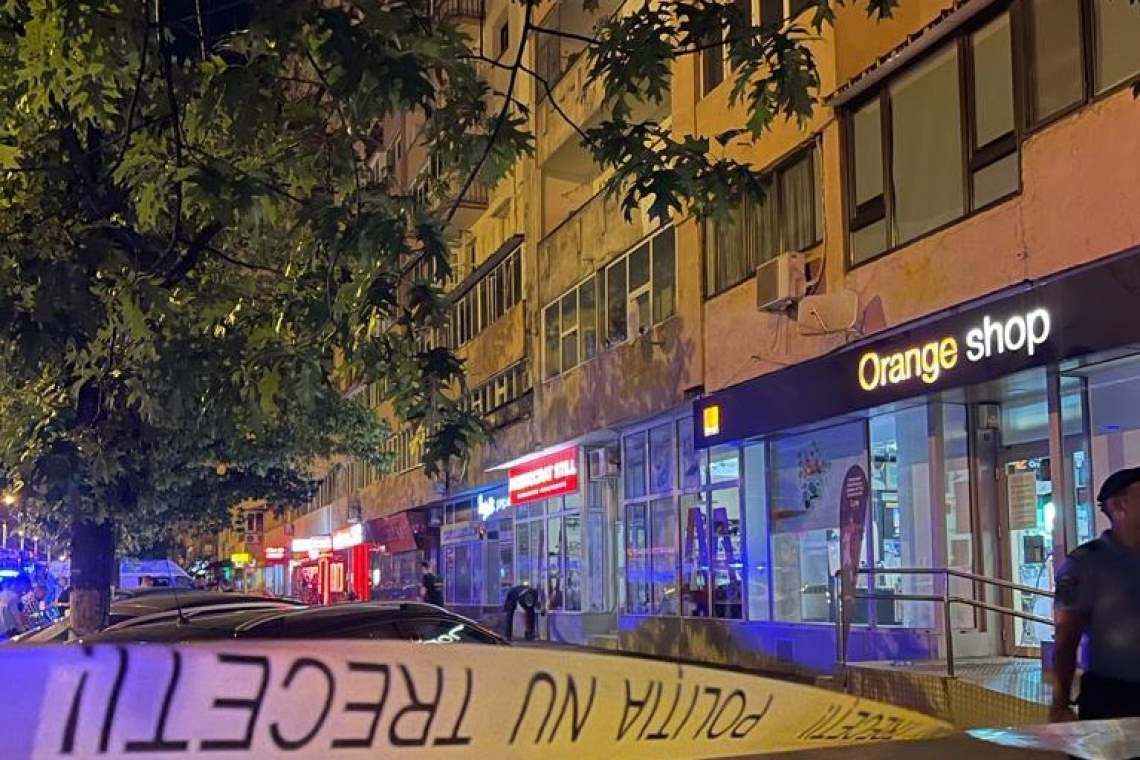 Procurorii ploieșteni anchetează cazul morții gemenilor de doi ani, căzuți de la etajul 10