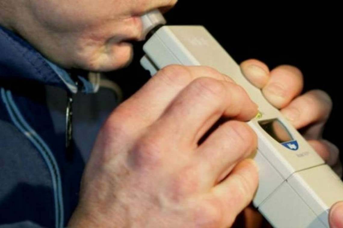 La volanul mașinii, cu alcoolemie 1,01! Și ne mai mirăm că sunt atâtea victime în trafic...