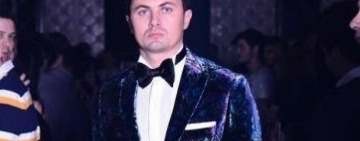 Un fost manechin de lenjerie intimă va conduce agenția care urmărește calitatea învățământului preuniversitar românesc!
