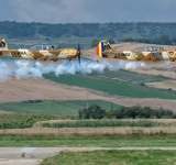 Iacării Acrobați, demonstrație aviatică la Bănești, în onoarea lui Aurel Vlaicu 