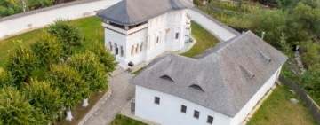Pe 27 septembrie, Biserica Mănăstirii Vărbila va fi târnosită, după restaurarea complexului mănăstiresc
