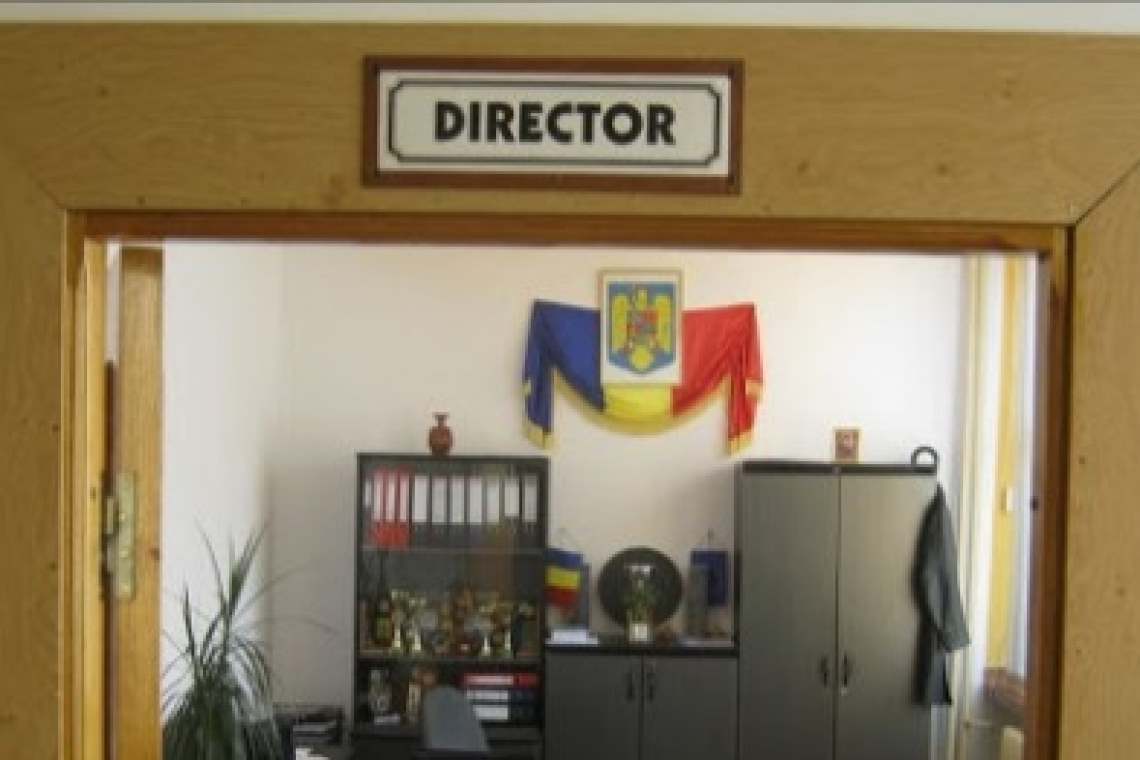 S-a dat startul înscrierilor pentru funcțiile de directori în școlile prahovene