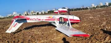 Un avion privat a aterizat forțat pe un câmp de lângă Strejnic